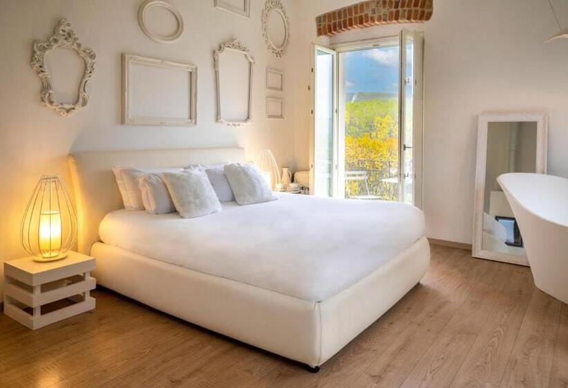 Люкс с Балконом, Langhe Country House