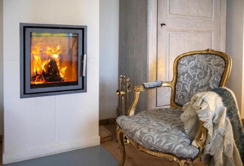 Люкс с Балконом, Langhe Country House