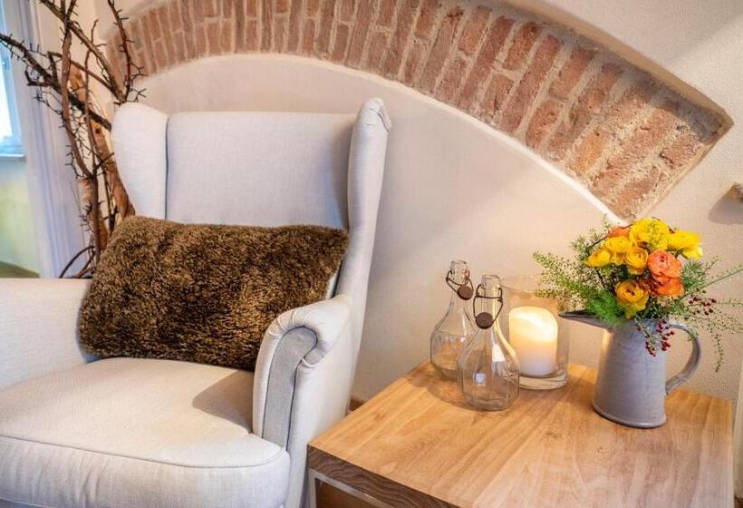 Полулюкс Вид на Сад, Langhe Country House