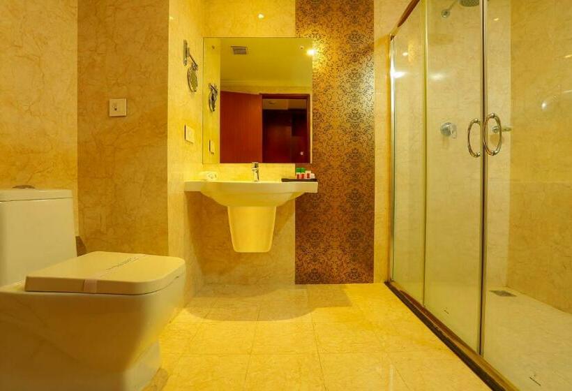 디럭스 룸, Camelot