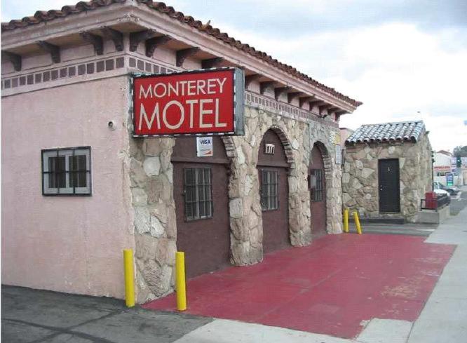 غرفة قياسية, Monterey Motel