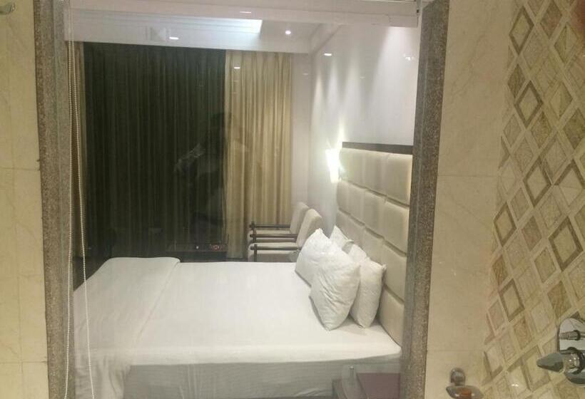 デラックスルーム, Shiva Oasis Resort