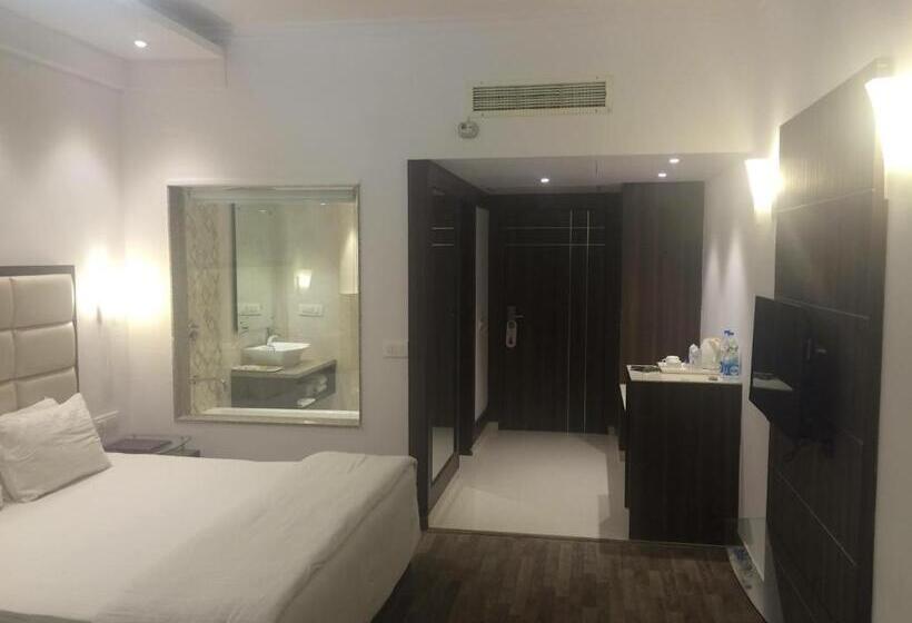 バルコニー付きデラックスルーム, Shiva Oasis Resort