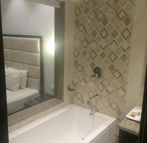 バルコニー付きデラックスルーム, Shiva Oasis Resort