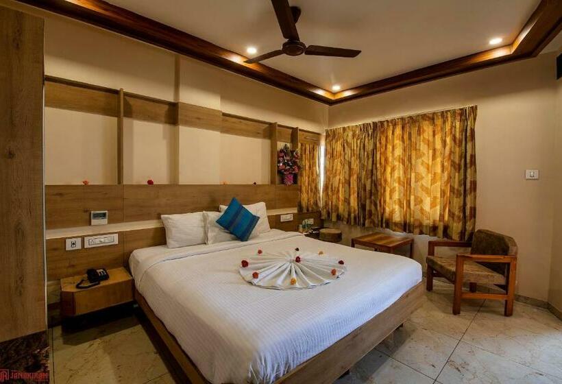 豪华房间, Sri Janakiram Hotels