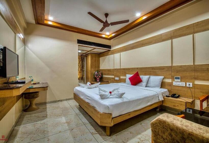 Номер Executive, Sri Janakiram Hotels