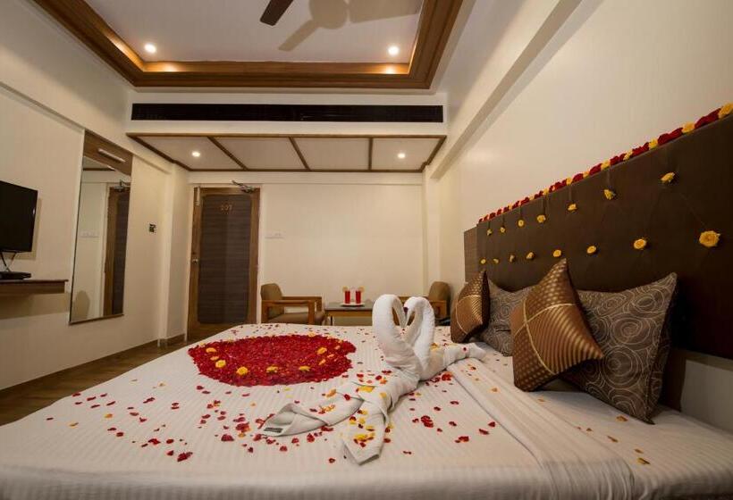 行政房间, Sri Janakiram Hotels