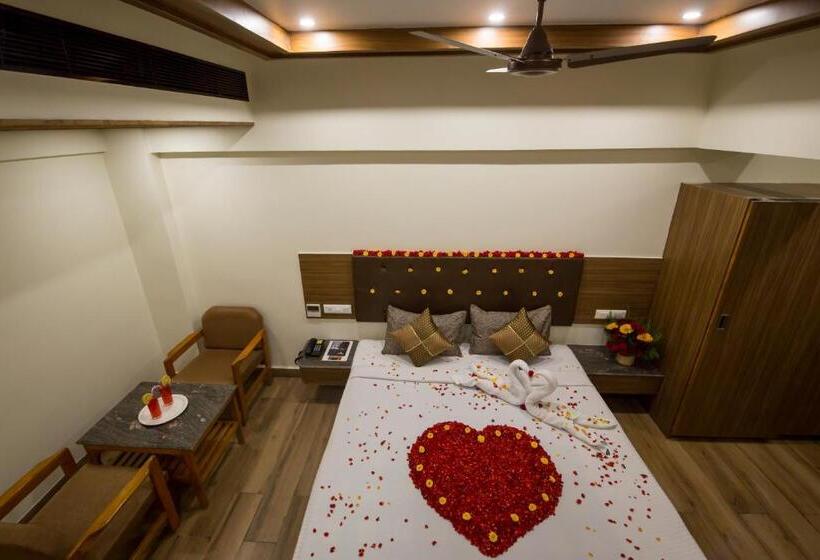 Номер Executive, Sri Janakiram Hotels