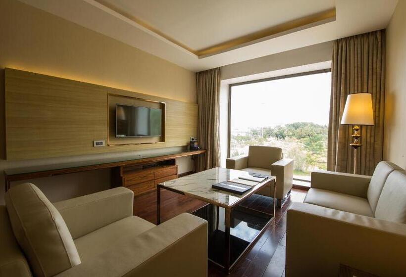 סוויטה, Uva Meridian Bay Resort & Spa