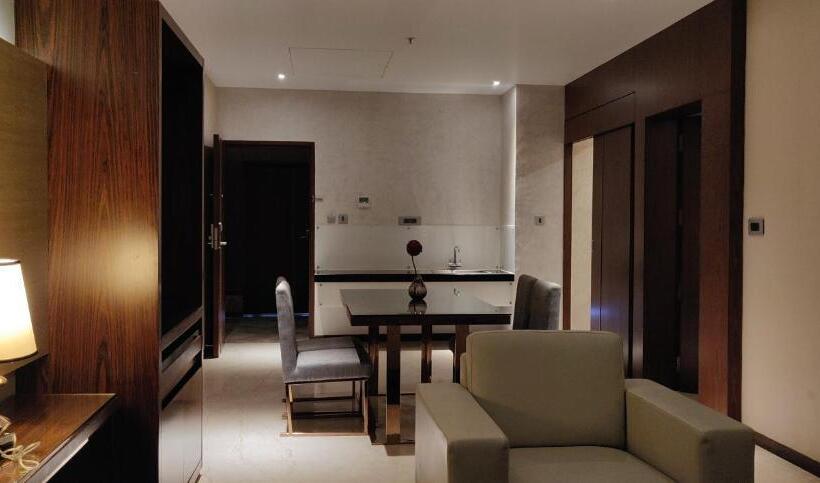 סוויטה, Uva Meridian Bay Resort & Spa