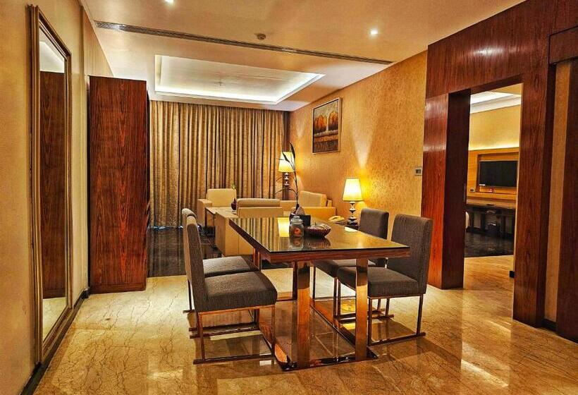 סוויטה, Uva Meridian Bay Resort & Spa