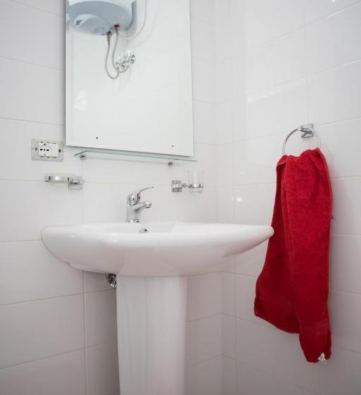 اتاق استاندارد, B&b Artistic Tirana