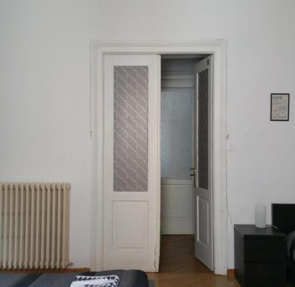 اتاق استاندارد چهار تخته, Affittacamere Guerrero Jr Tra Storia E Cultura