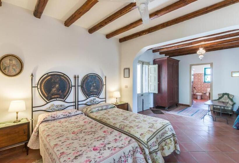 غرفة قياسية ثلاثية مطلة علي الحديقة, B&b La Casa Di Pippinitto