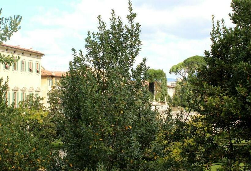 اتاق استاندارد یک نفره, Casa Per Ferie Regina Santo Rosario