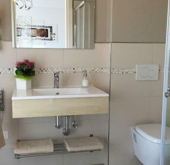 חדר סטנדרט, Flyingaway