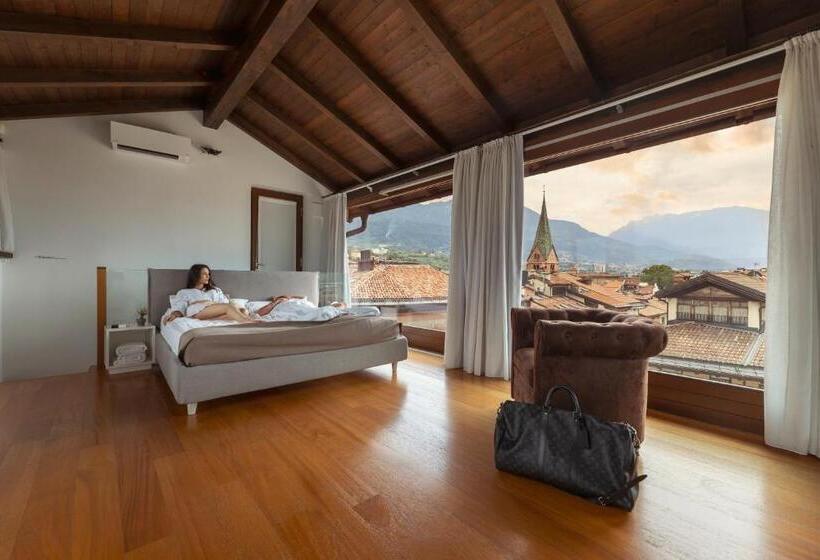 سوییت جونیور, Hi Room Vicolo Del Vò