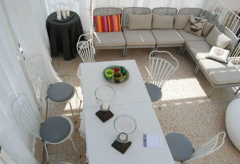 デラックスルーム, Kemmare