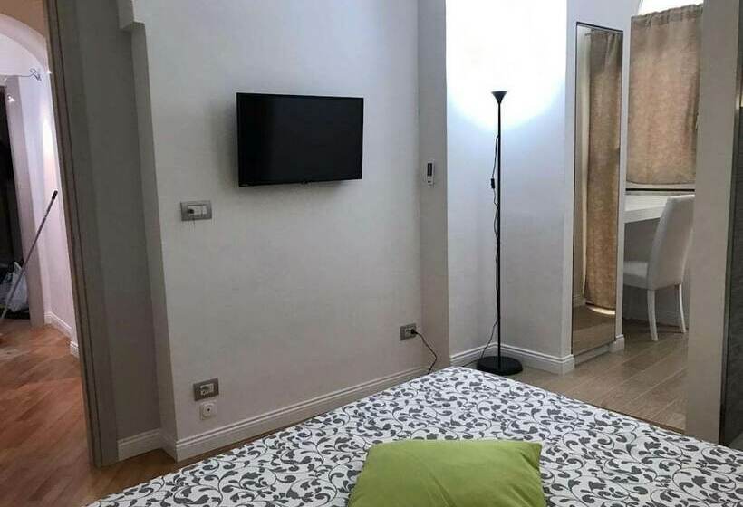 اتاق لوکس با بالکن, Petros Room Camere