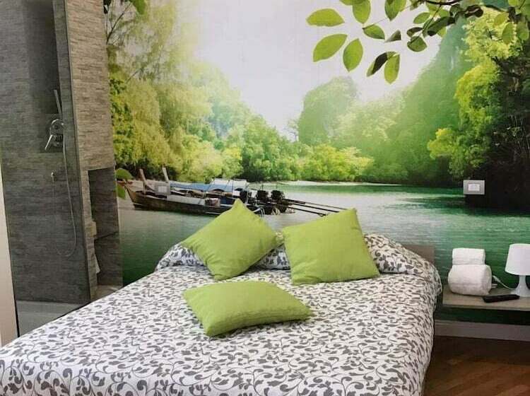 اتاق لوکس با بالکن, Petros Room Camere