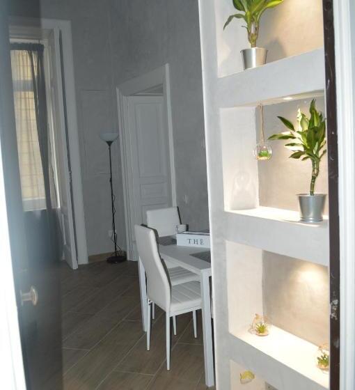 اتاق استاندارد, Petros Room Camere