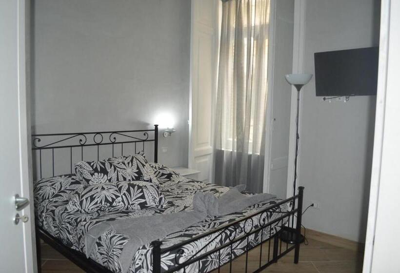 آپارتمان 1 خوابه, Petros Room Camere