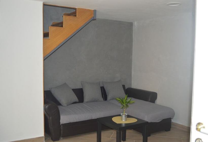 اتاق راحتی, Petros Room Camere