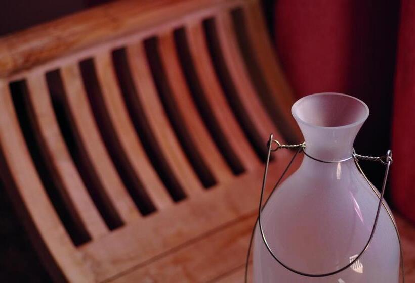 غرفة قياسية رباعية, Villa Salvarezza