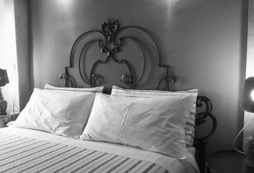 Люкс 2 Спальни, Corte Di Maggio B&b