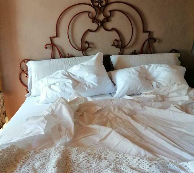 Люкс 2 Спальни, Corte Di Maggio B&b