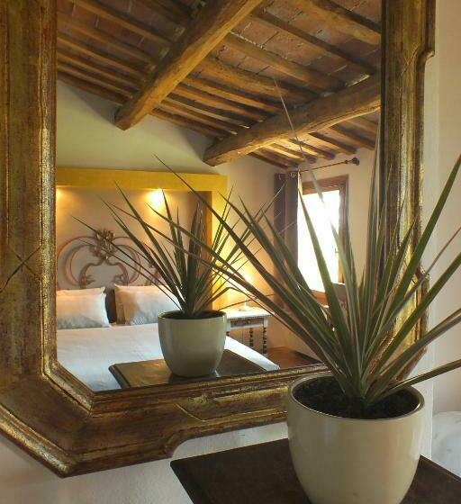 Люкс 2 Спальни, Corte Di Maggio B&b