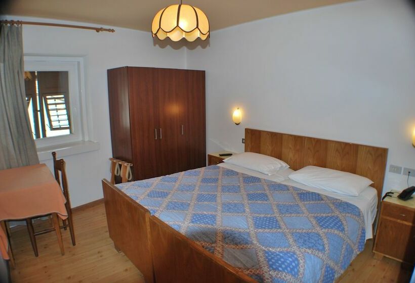 חדר סטנדרט, Albergo Lucia