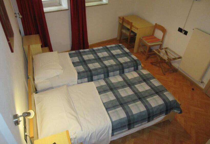 חדר סטנדרט, Albergo Lucia