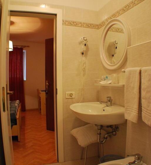 חדר סטנדרט, Albergo Lucia