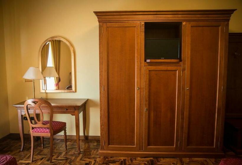 Трехместный Номер Комфорт, Albergo Ristorante Uliveto