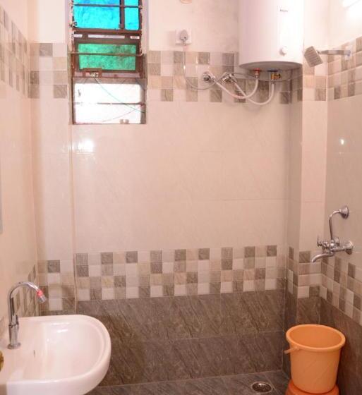 Quarto Deluxe, Classic Inn Near Railway Station Jaipur