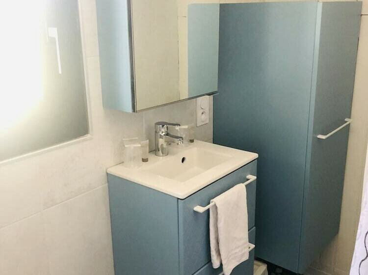 غرفة عائلية مطلّة علي الحديقة, Cote Et Lac