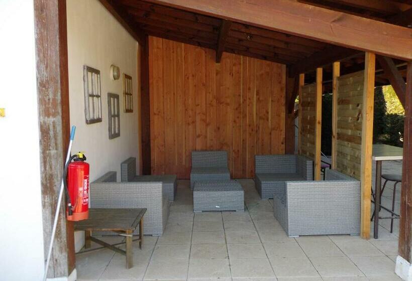 غرفة قياسية مزوَّدة بتراس, Cote Et Lac