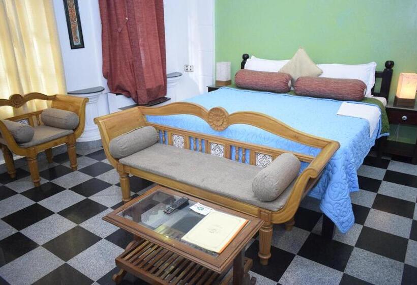 Habitació Superior, Le Chateau