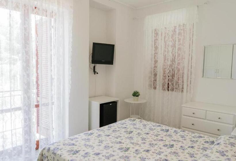 4인용 스탠다드 룸, Santa Rosalia