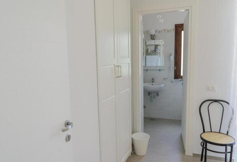 4인용 스탠다드 룸, Santa Rosalia