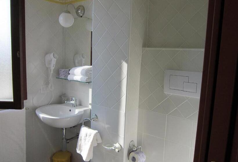 4인용 스탠다드 룸, Santa Rosalia