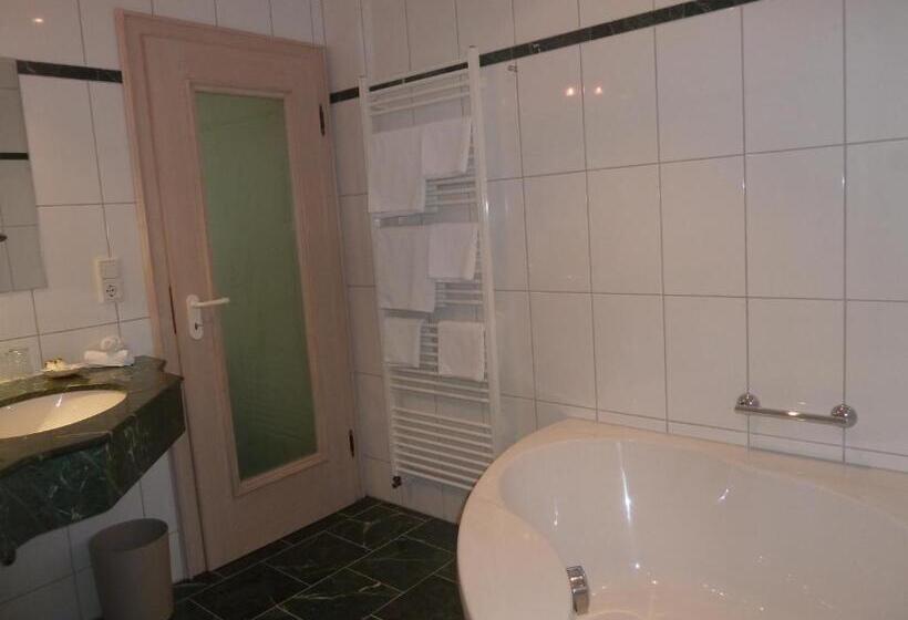 Deluxe room with river view, Schön
