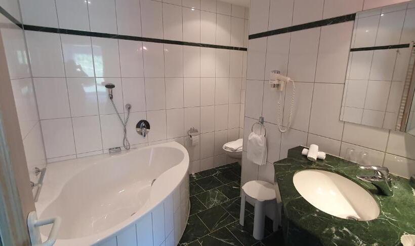 Deluxe room with river view, Schön