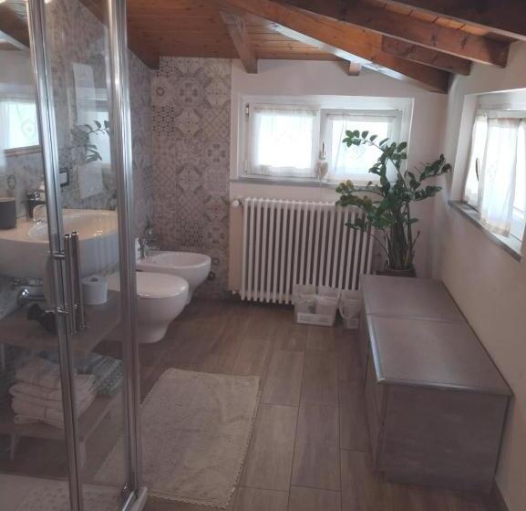 חדר סופריור נוף לגינה, B & B Ametista Bergamo