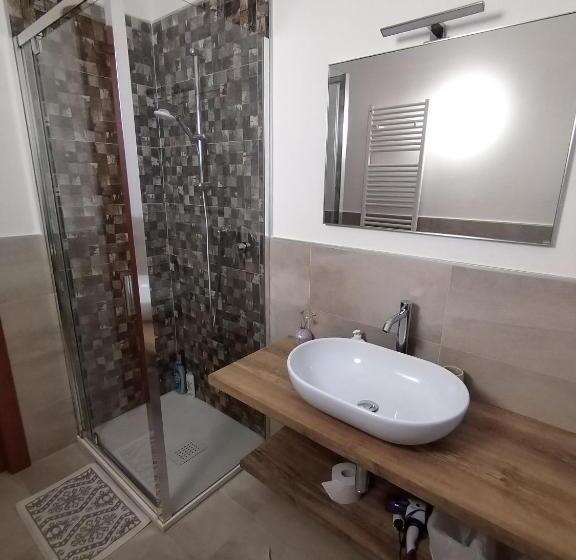 חדר סטנדרט לשלושה, B & B Ametista Bergamo