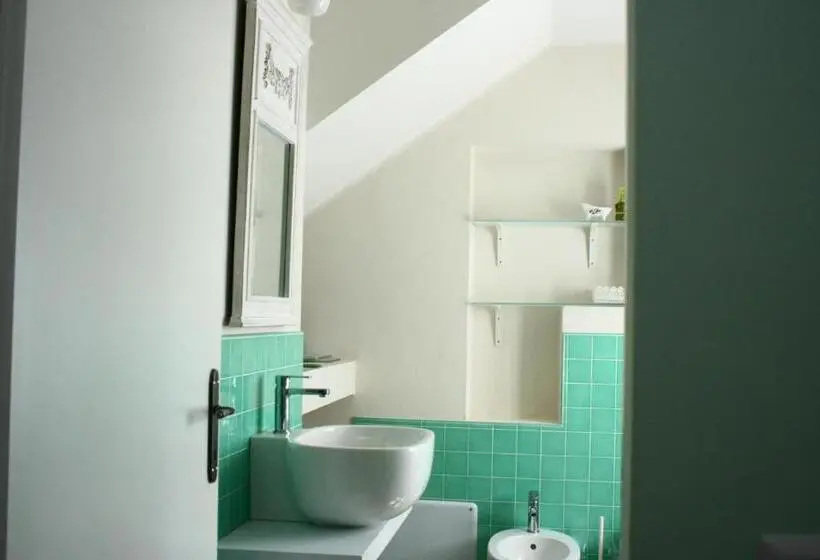 デラックスジュニアスイート, B&b La Torre A Revere