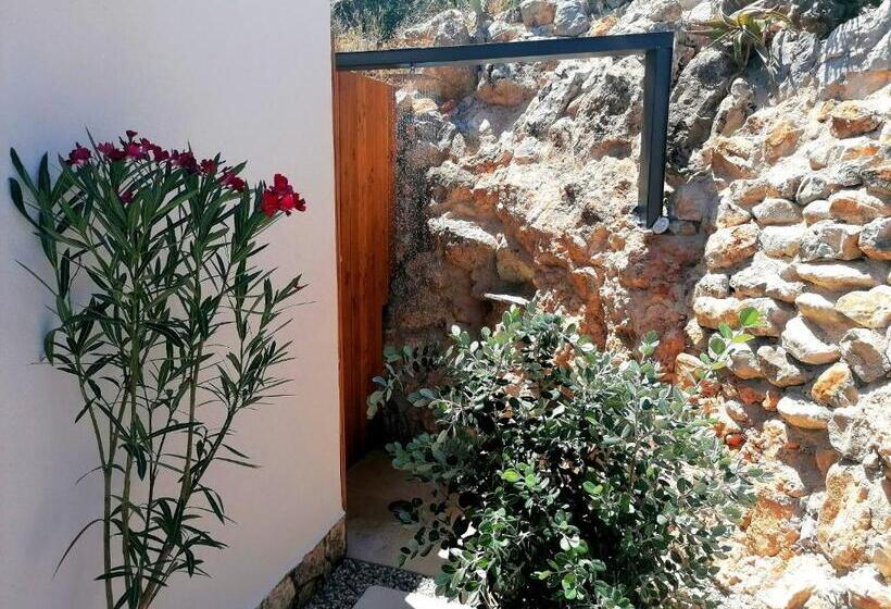 غرفة قياسية مطلّة علي الحديقة, B&b Tre Giummare