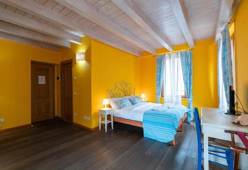 Pokój Standard z Tarasem, Gemma Rentals