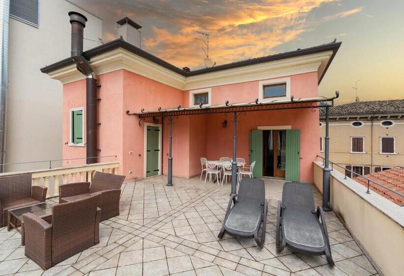 Pokój Standard z Tarasem, Gemma Rentals